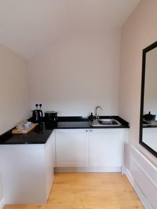 The Annexe At Entry House Apartment *